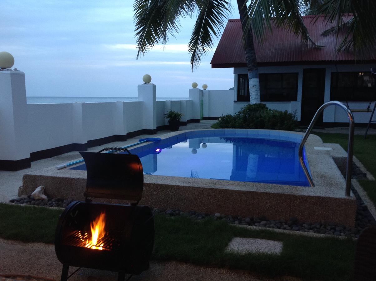 Bamboo Beachhouse Dormitory Garcia Hernandez Екстериор снимка